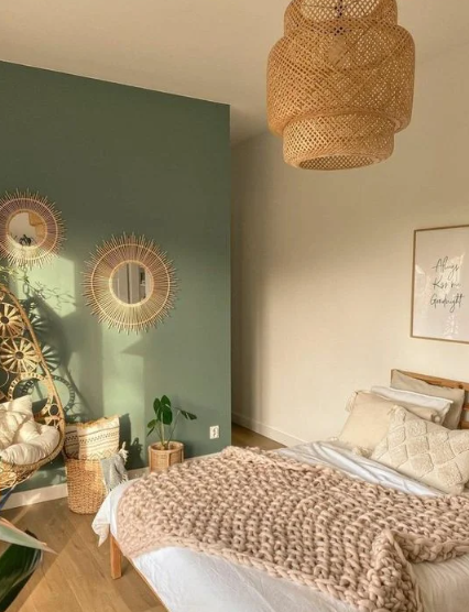 Two color combinations for bedroom walls #29: beige and mint green.