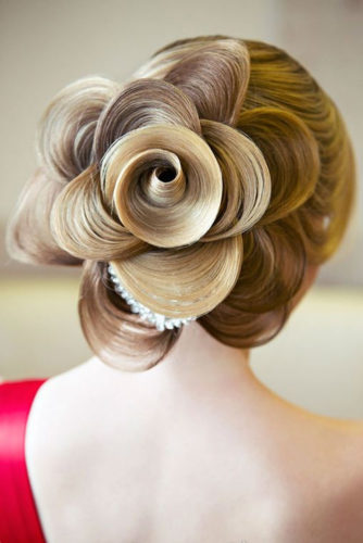 21 Pretty Rose Hairstyles for Long Hair - Ideas from Daily to Special Occasion