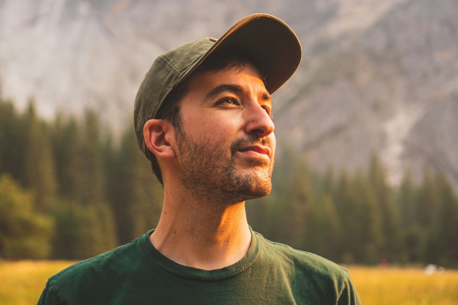 Portrait Photography of a man showing natural lighting 