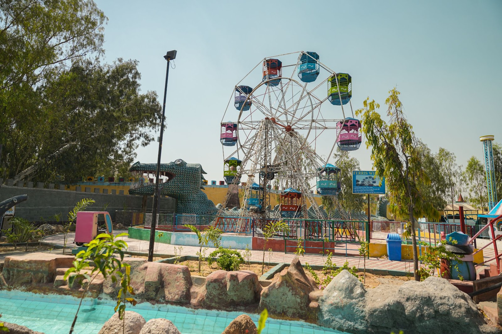 Ferris Wheel in Pink pearl