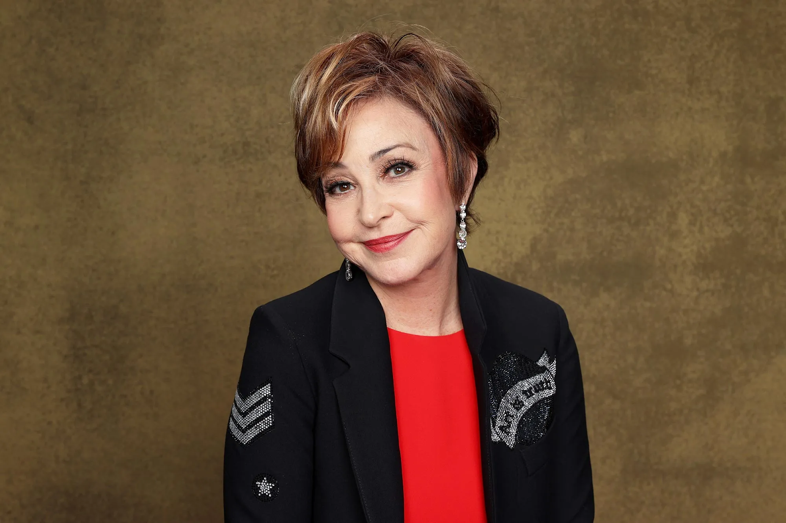 Annie Potts
