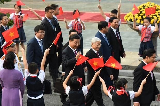 Trung Quốc sẽ giúp Việt Nam xây dựng các tuyến đường sắt, đẩy mạnh dự án Con đường tơ lụa kỹ thuật số