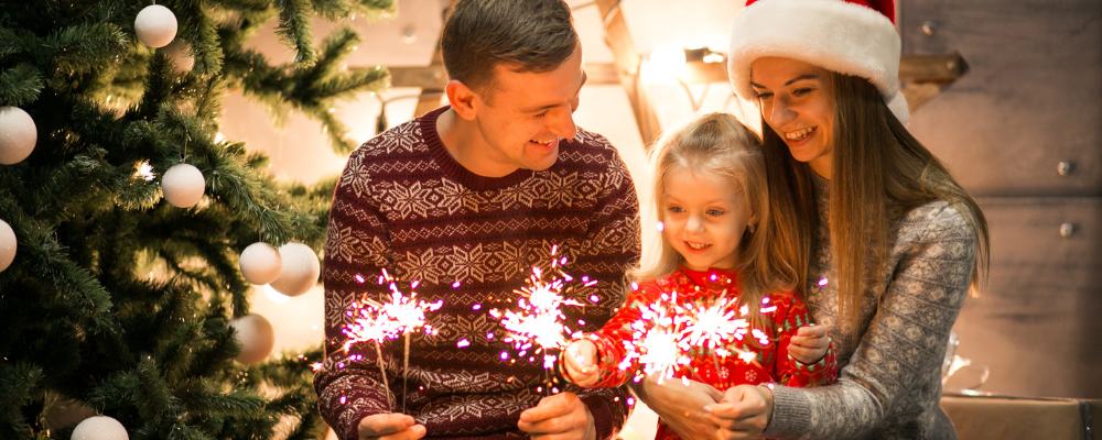 A family enjoying the Christmas lights in Chipping Norton
