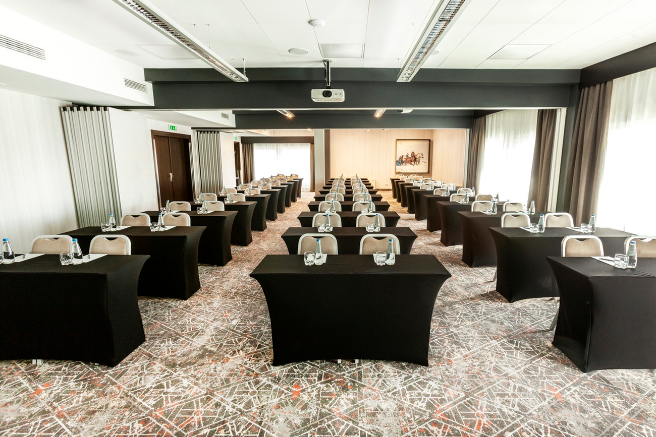 Duże sale konferencyjne i sale bankietowe w Hotelu Kossak.