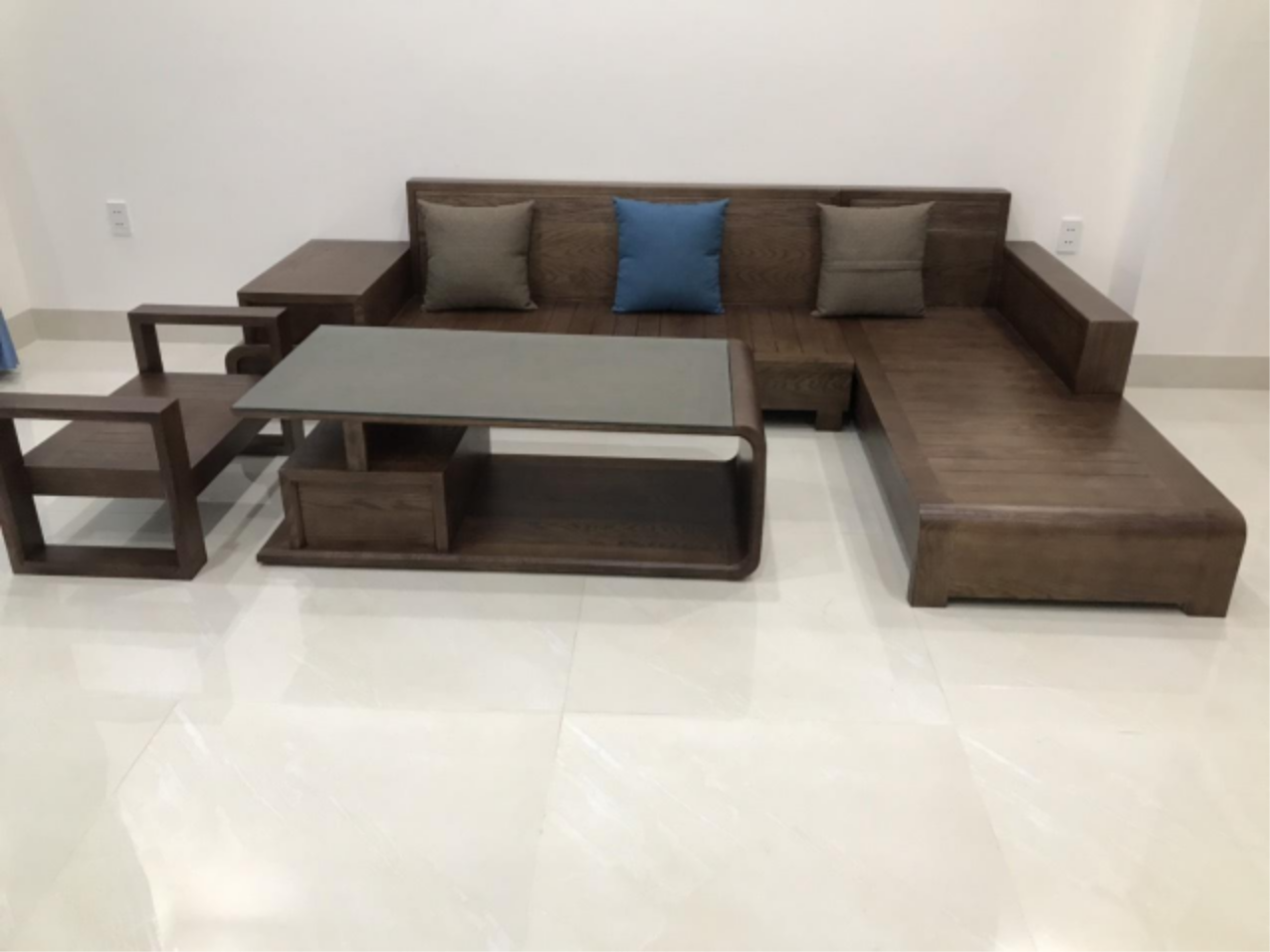 99+ Mẫu ghế sofa gỗ cho phòng khách đẹp giá từ 7 triệu đến 19 triệu