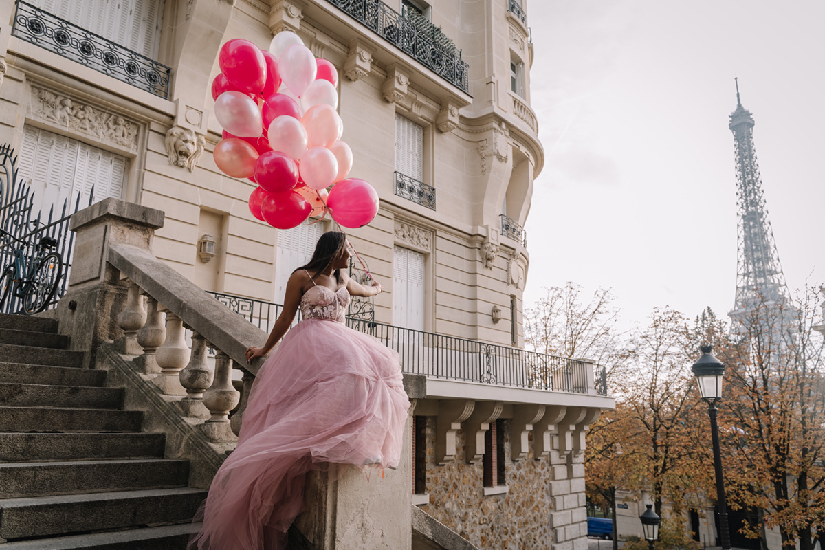 Capturing Moments in the City of Love: A Paris Birthday Photographer's Perspective on Celebrations Photoshoots