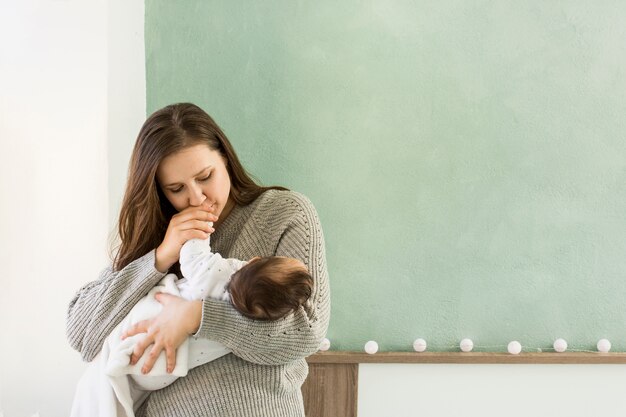 Tiny Tips For Newborn Bliss