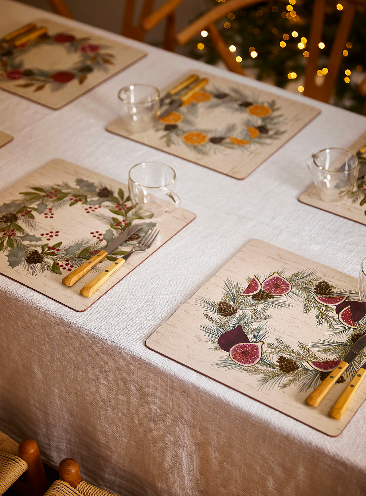 Set an Elegant Scene with Rustic Wreath Laminated Cork Placemats - Perfect for Ultimate Holiday Dinner Party - Simons Maison