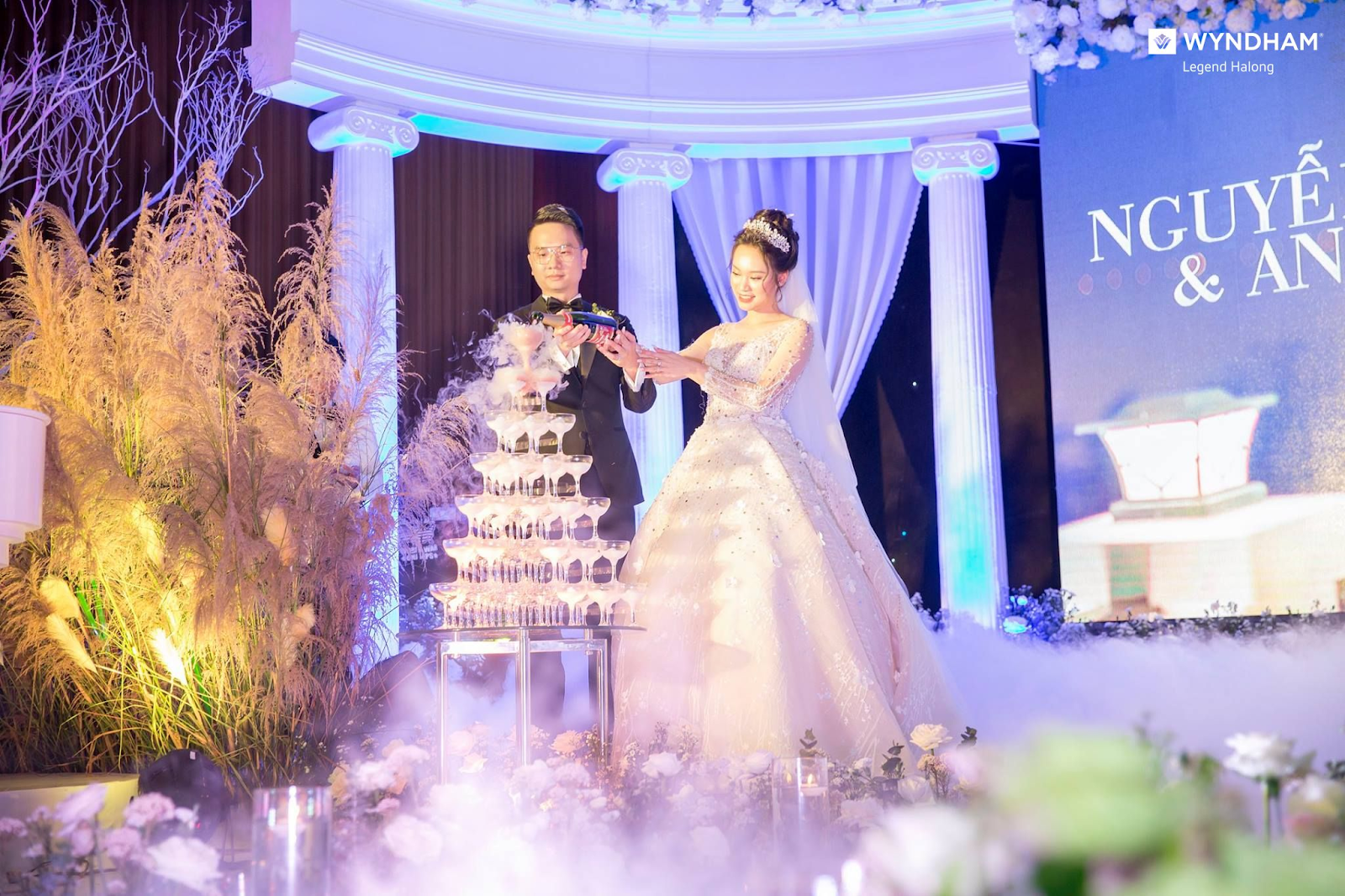 Organize a luxurious and classy wedding event in Ha Long