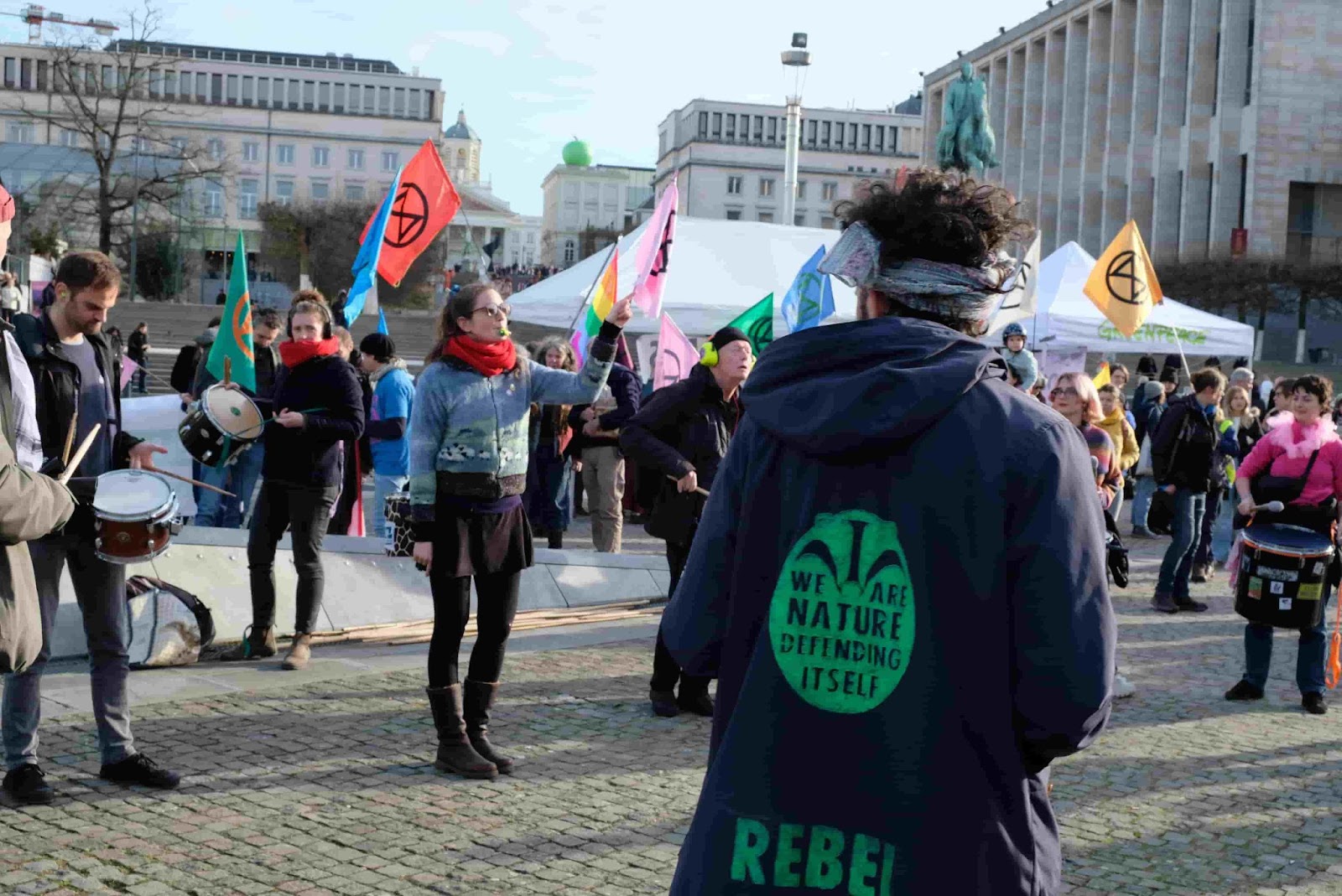 Rebels do discobedience in a public square filled with activists
