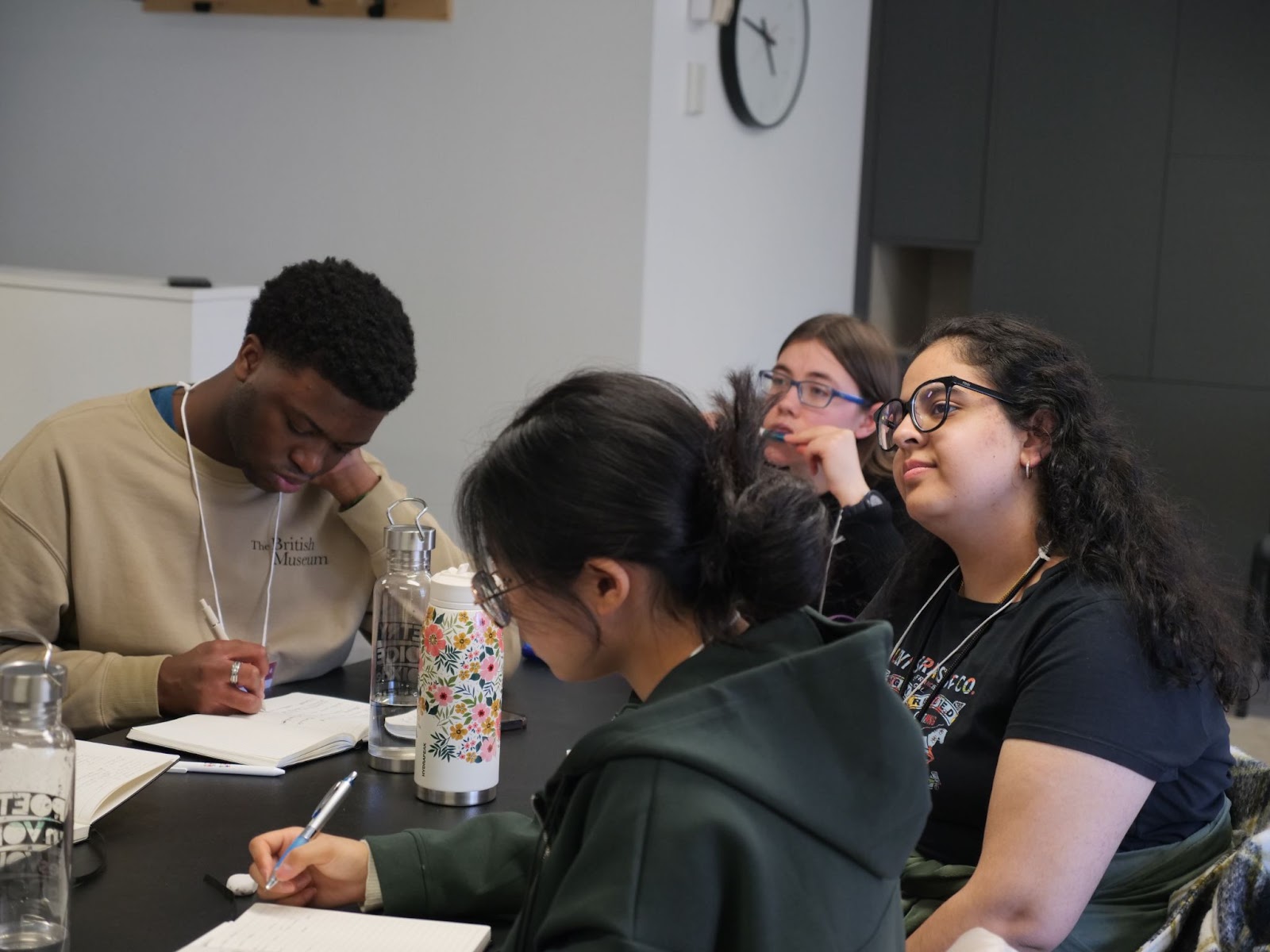 Finalist Bem and FutureVersers, Abby, Juliette, and Khushi were fully engaged.