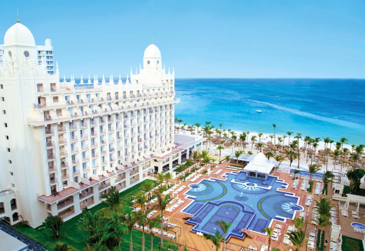 11. Riu Palace Aruba