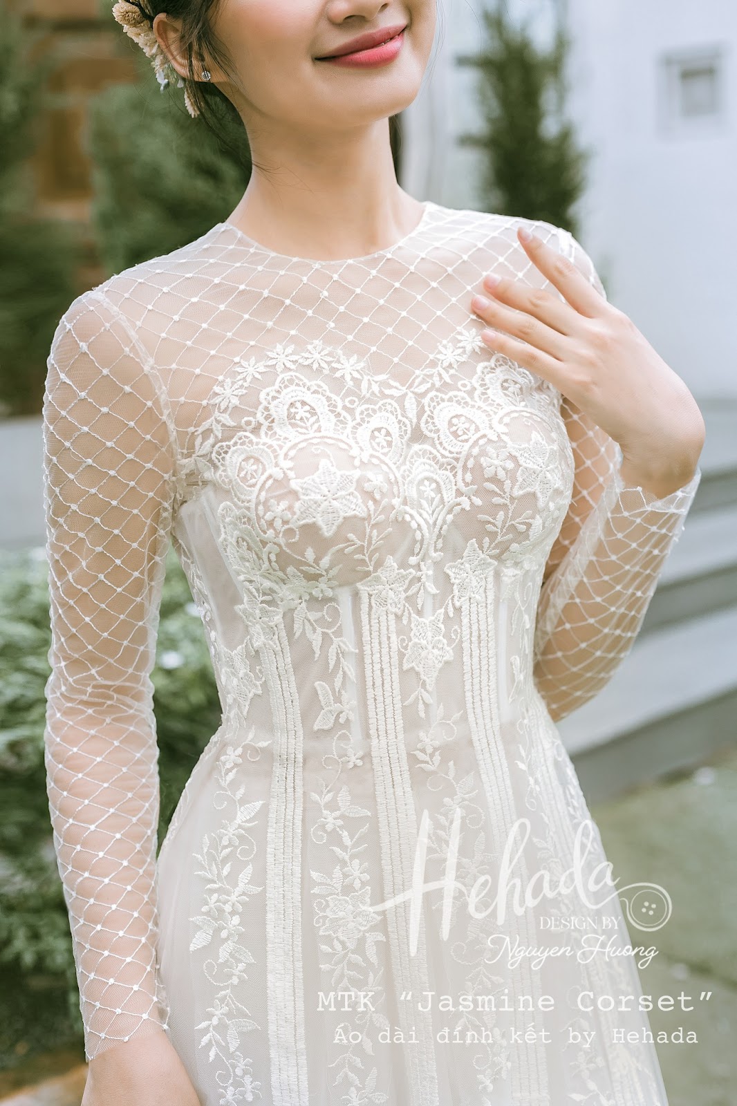Chi tiết chất liệu áo dài Jasmine Corset Trắng