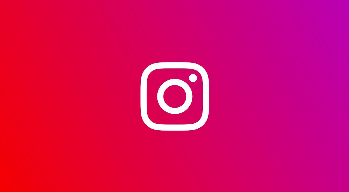Instagram is Testing a New Feature That Allows You to Leave a Note for Your  Followers