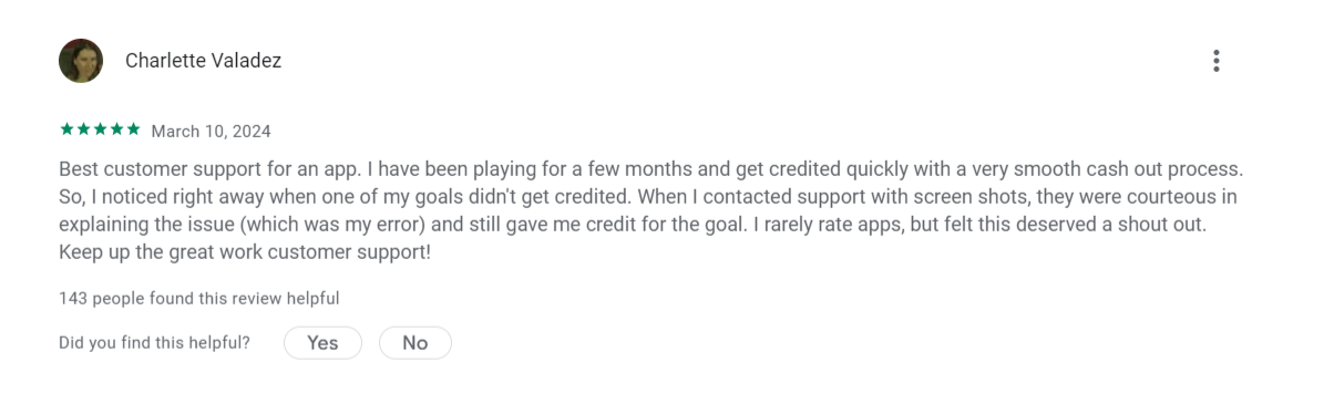 A  5-star Google Play store review from a Scrambly user who had good experiences getting paid and cashing out quickly but found customer support helpful when they had an issue. 