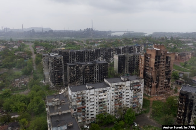 Зруйновані будинки Маріуполя, травень 2022 року