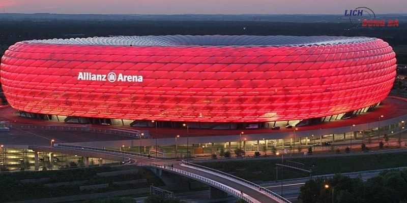 Top sân vận động đẹp bậc nhất thế giới - Allianz Arena tại Munich, Đức