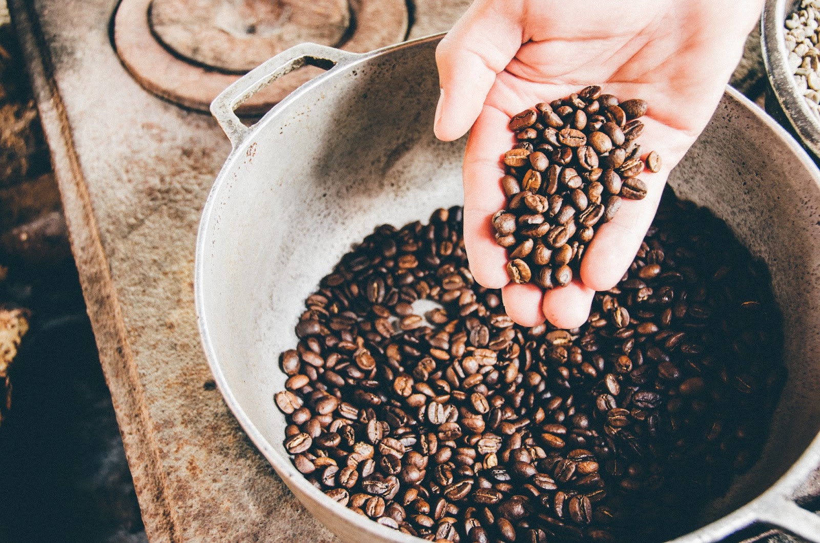 Coffee farm tour showcasing coffee beans in Kona, Hawaii.