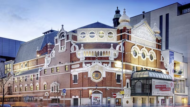 The Grand Opera Chronicles