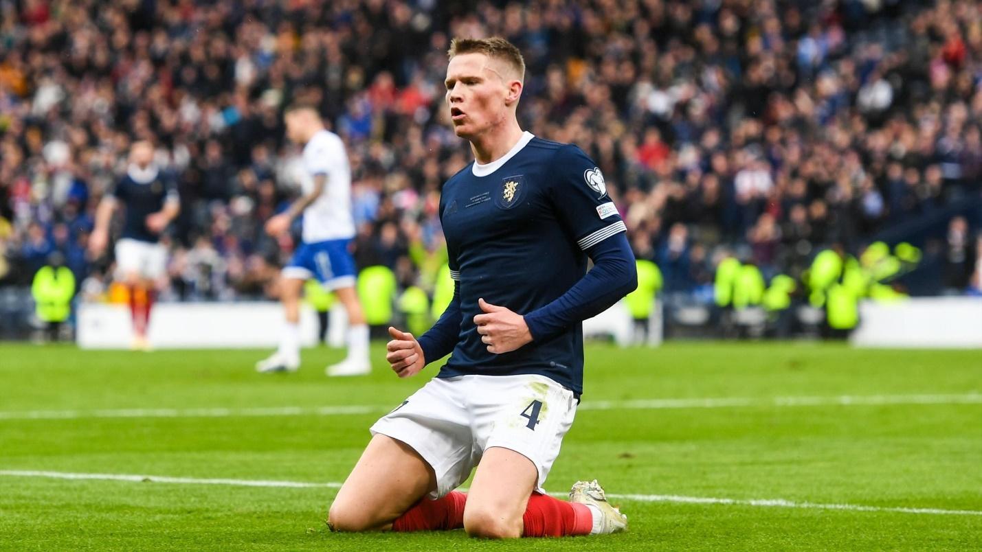 Quá Đỉnh! Mctominay Bất Ngờ ''Ăn Đứt'' Haaland