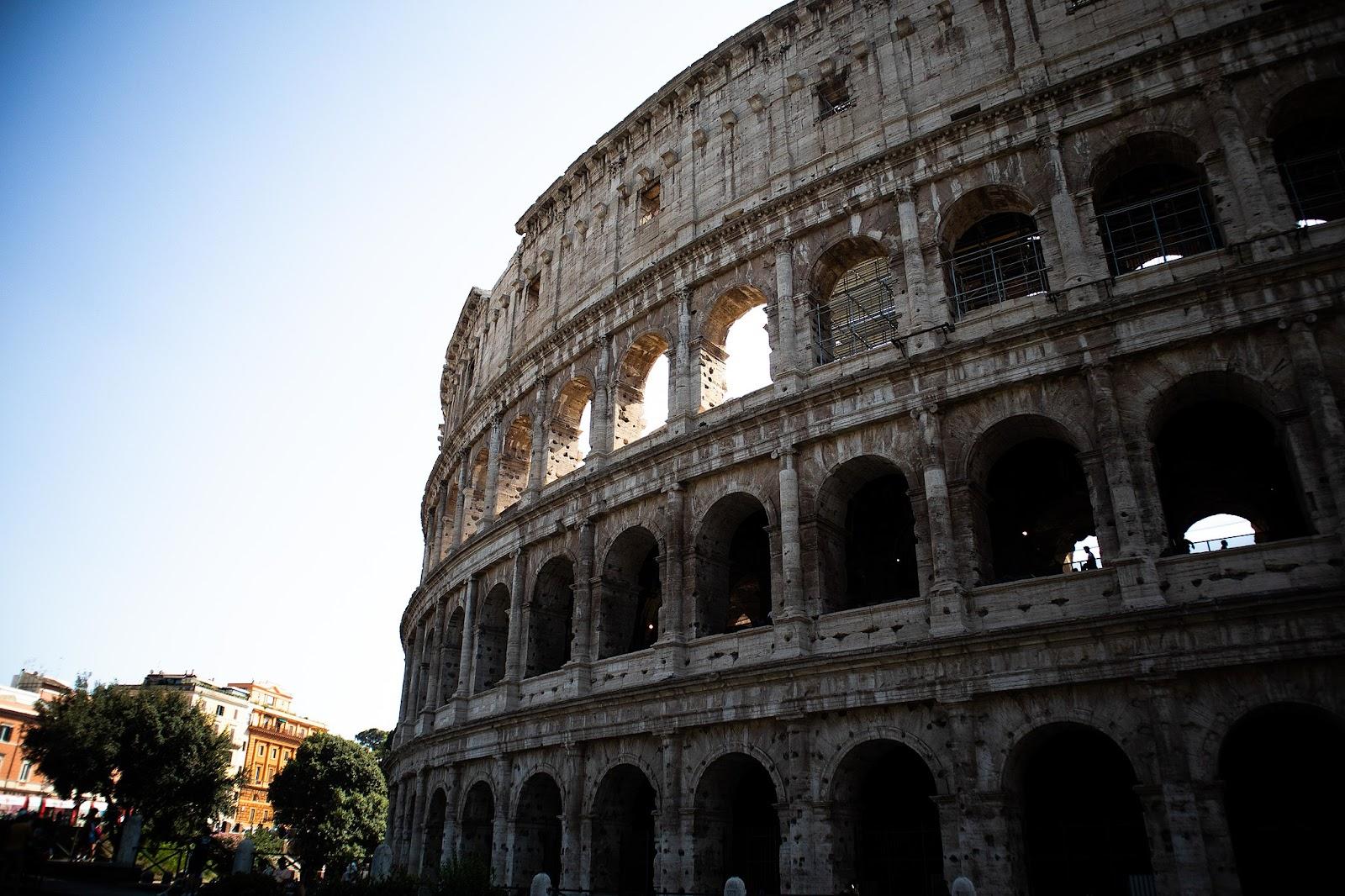 Arkitektur och teknik. Romerska kejsare. Colosseum.