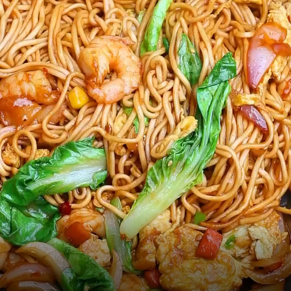 Shrimp and Egg Noodle Recipe: Fragrant, Vibrant, and Delicious! - Asian