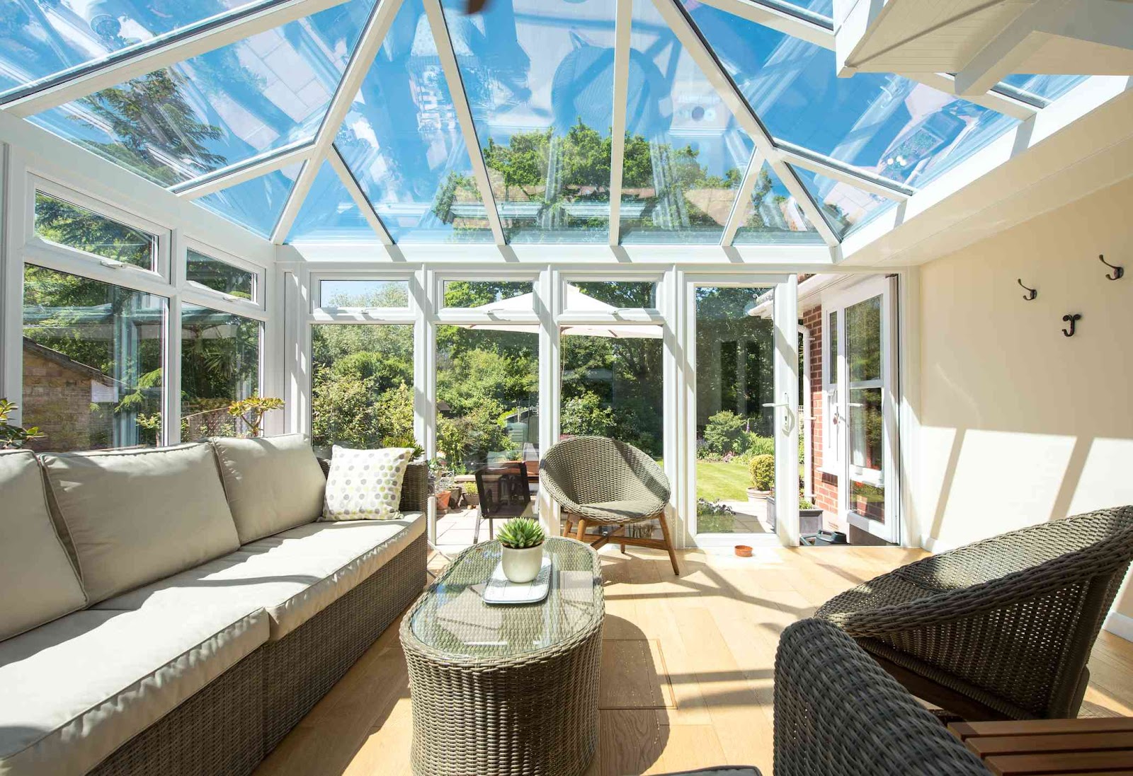 luxurious solarium sunroom 