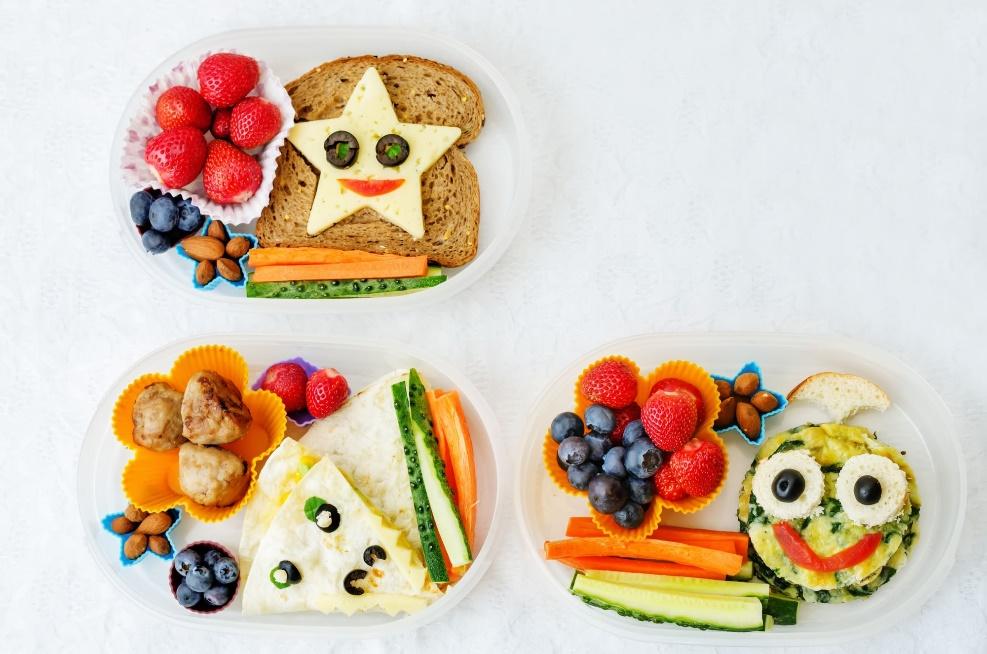 school lunch boxes for kids with food in the form of funny faces - Your  Choice Nutrition