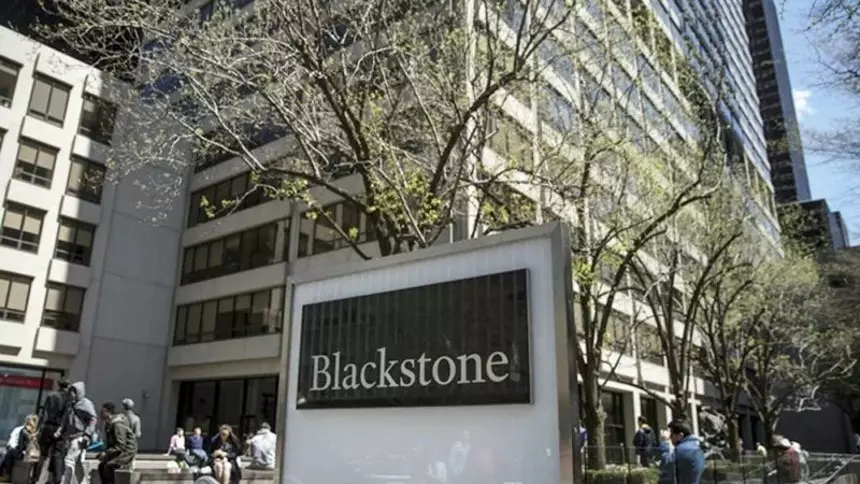 De olho em oportunidades, Blackstone prepara maior fundo de real estate da  história - NeoFeed