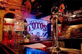  Toto's Garage