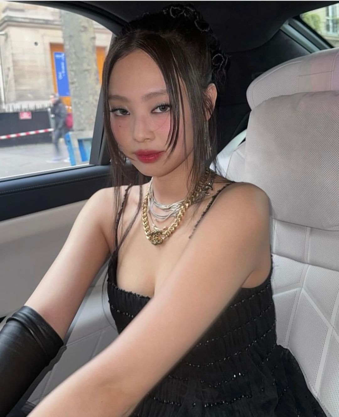 Jennie Paris Fashion Week