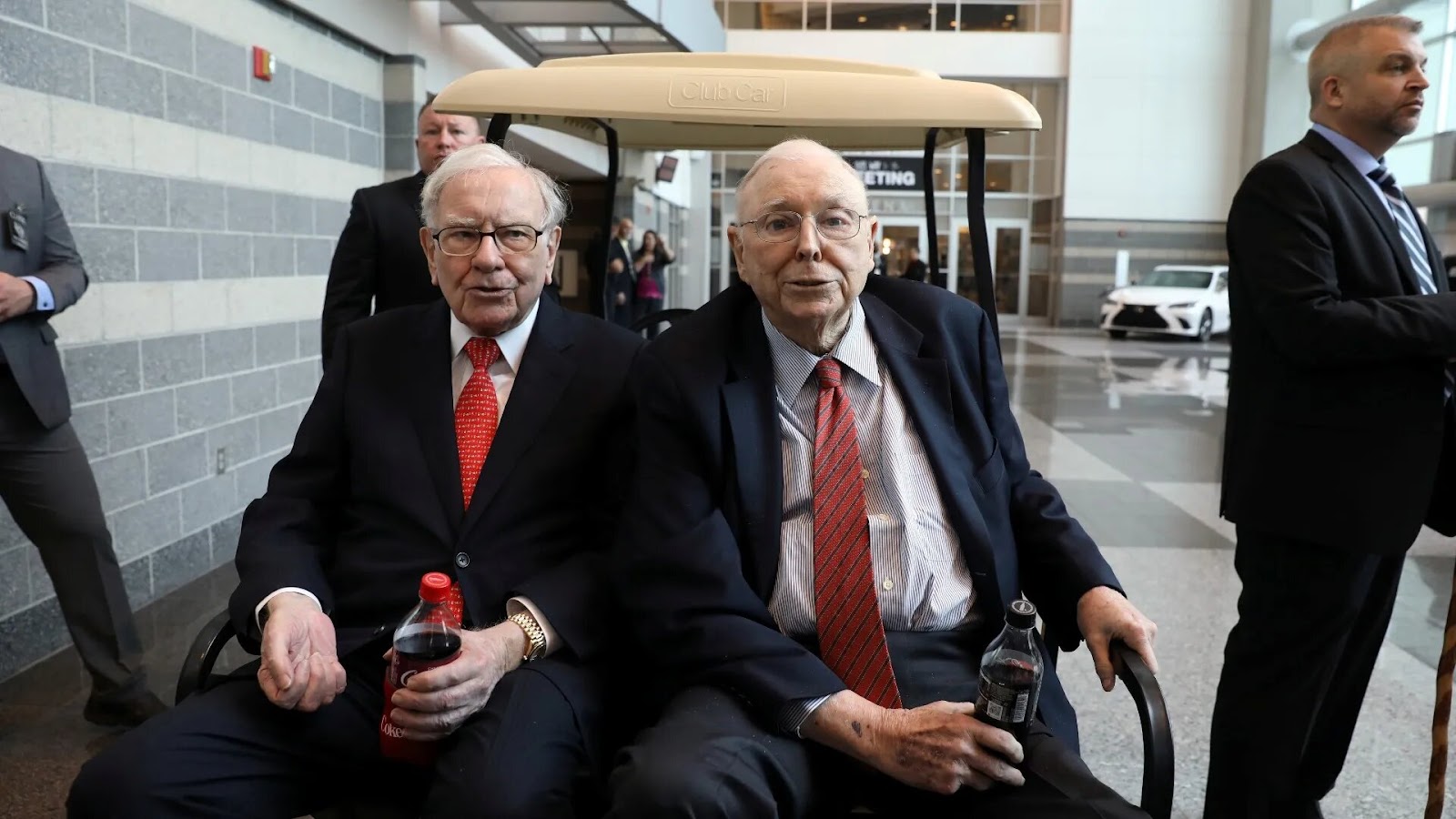 Charlie Munger, Warren Buffett’ın Sağ Kolu Hayatını Kaybetti