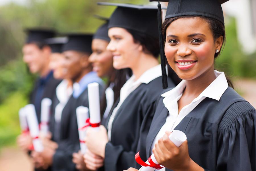 10 Scholarships for Women Returning to College 2018 - NerdWallet