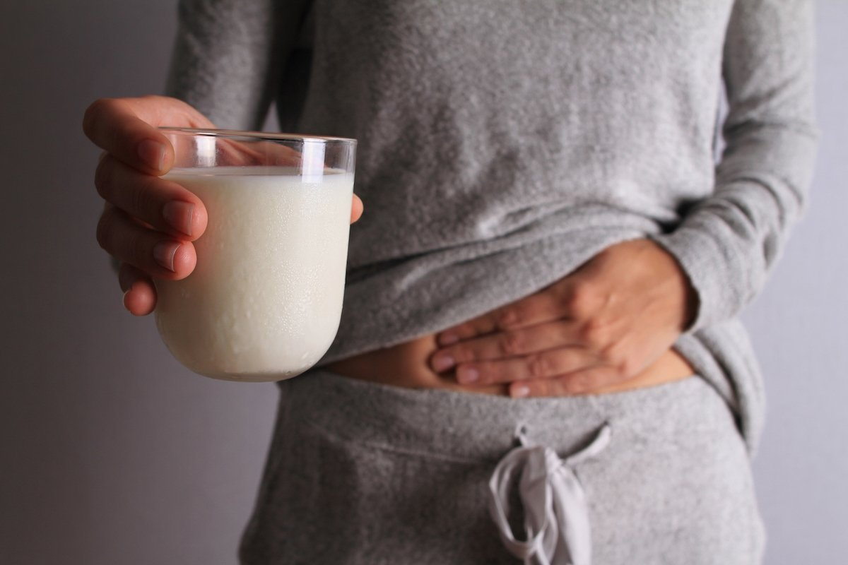 sintomas de intolerância a lactose