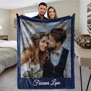 best Valentine's gifts under $10 on amazon MeMoShe Custom Blankets - Cozy Personalization