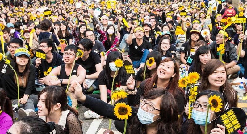 Toolkit for a Successful Movement: Digital Tools in Taiwan's Sunflower  Movement - The SAIS Review of International Affairs