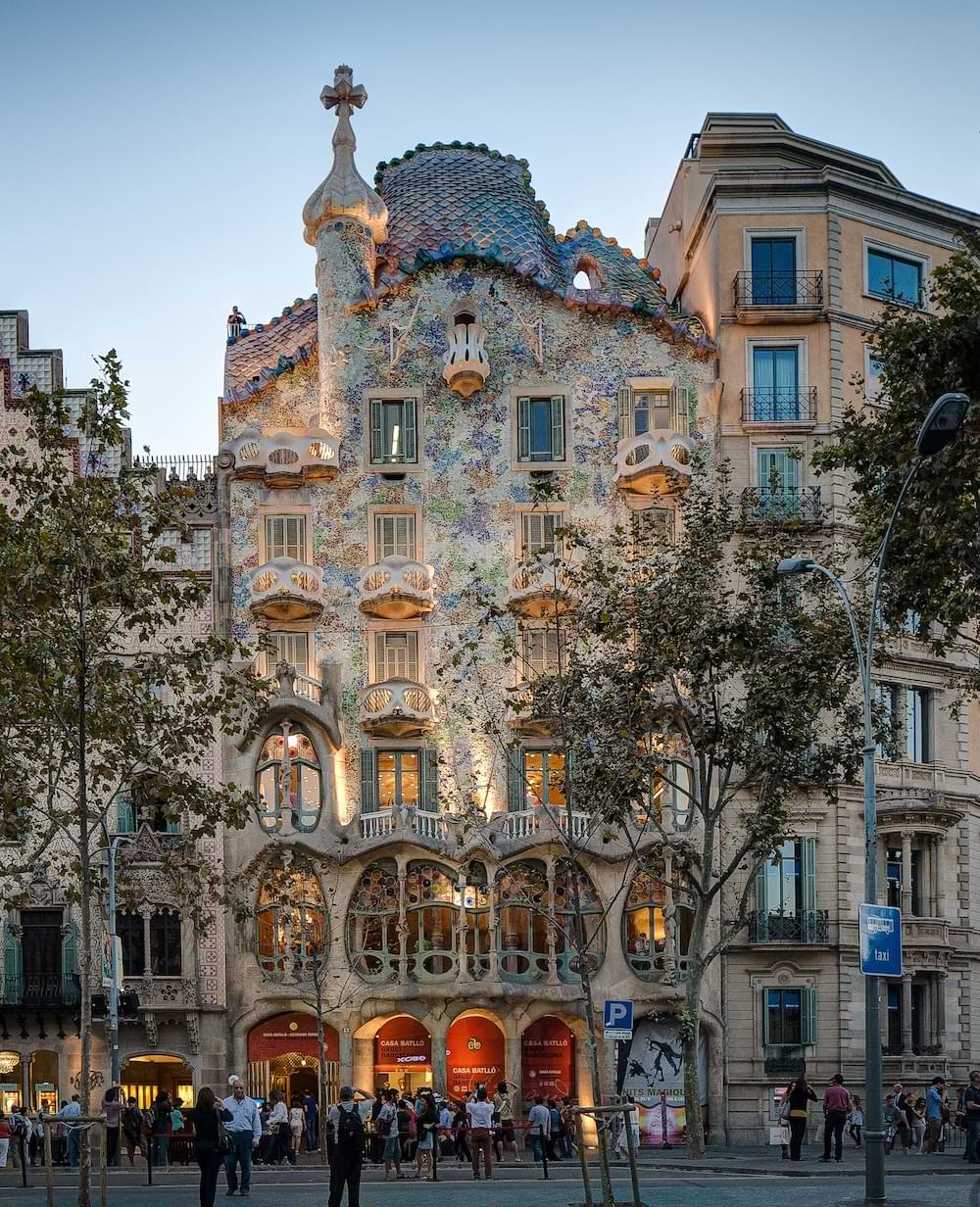 Casa Batlló, 1904-1906