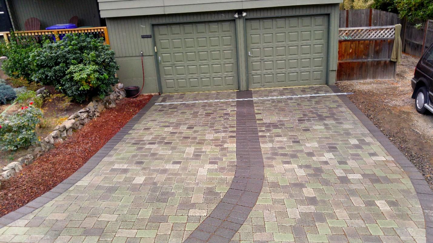 Driveways- Paver Driveways have really grown in popularity due to their customizable nature and the ability to shed water more efficiently