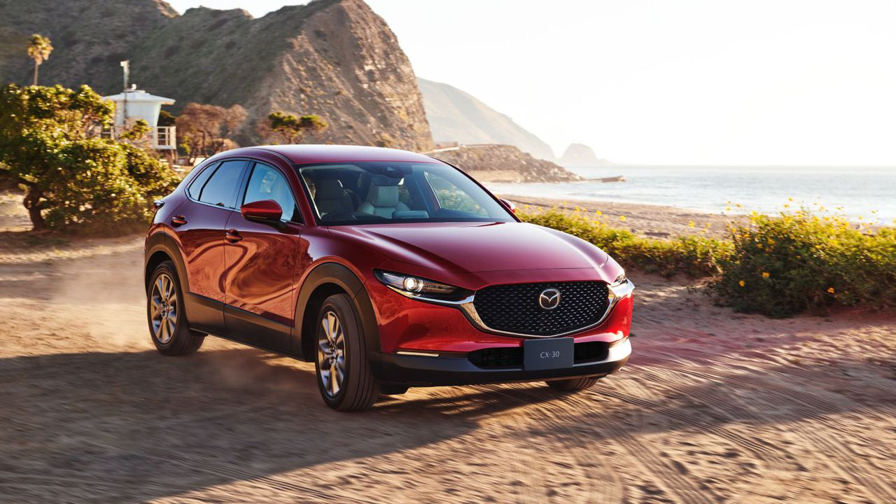 Đánh giá Mazda CX-30 2024: Ngoại thất trẻ trung, trang bị đa dạng, trải nghiệm vận hành ổn định