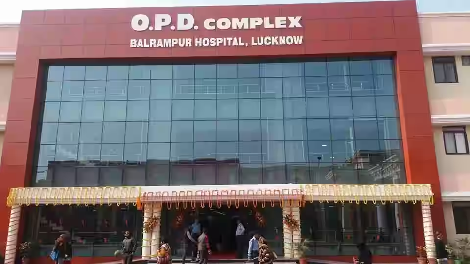  Balrampur Hospital 