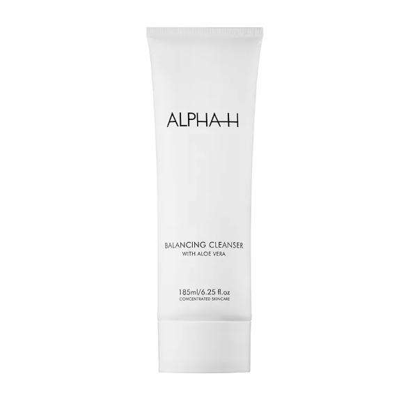 17 Superlative Facial Cleansers Our Editorial Team Recommends