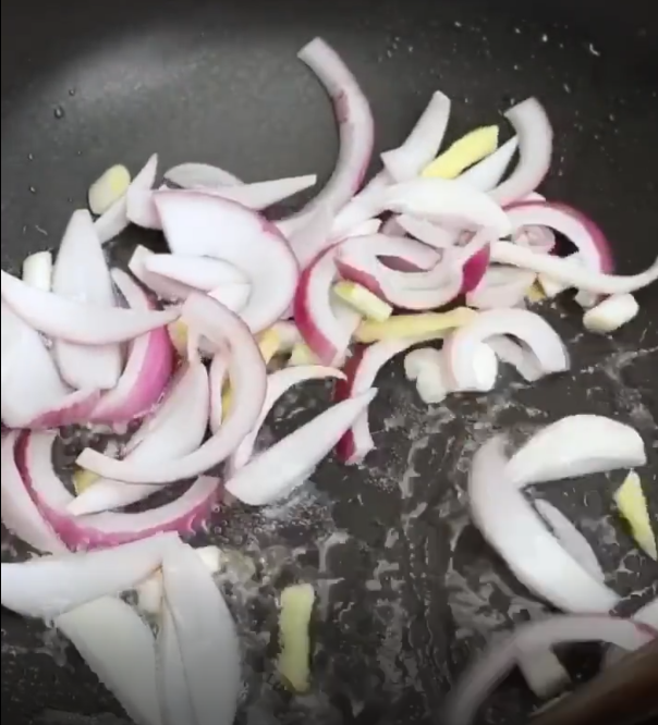 Shrimp and Egg Noodle Recipe: Fragrant, Vibrant, and Delicious! - Asian
