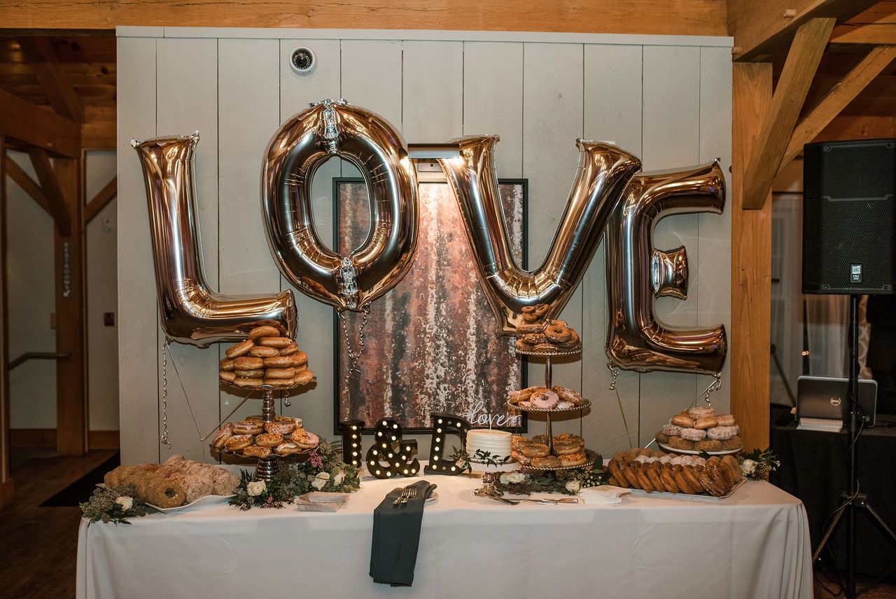 Love Balloons and desserts at wedding.