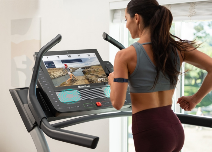 Image of a Top Treadmill Feature: An Exceptional Sound System That Immerses You Deeper Into Your Workouts