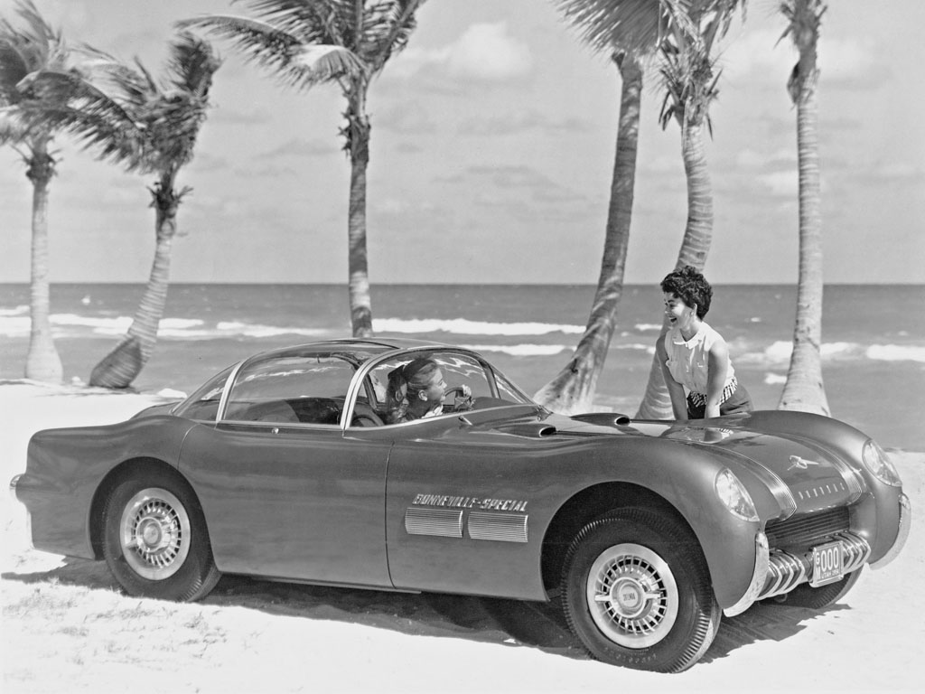 1954 Pontiac Bonneville Special Dream Car at the beach