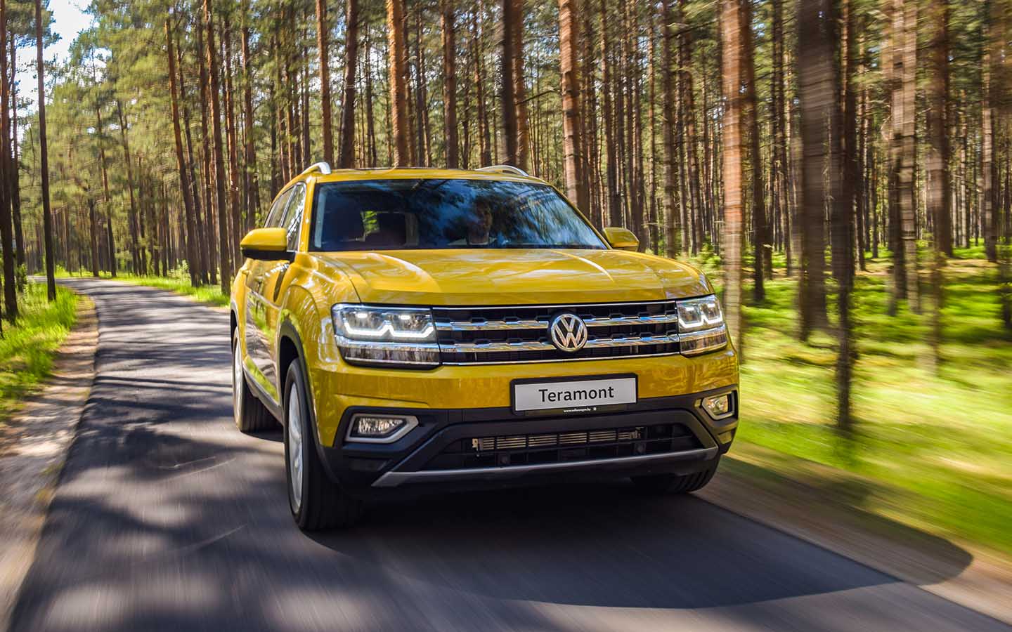 the latest model of the VW teramont has a redesigned exterior design