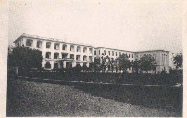 Sau năm 1954, nhà nước Việt Nam Dân chủ Cộng hoà đã ‘mượn’ Tu viện Dòng Chúa Cứu thế Thái Hà - nay là Bệnh viện Đống Đa Hà Nội. 