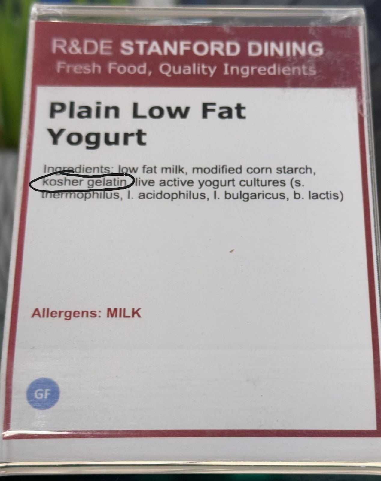 The ingredients of the plain low fat yogurt are listed on it's ingredient card, including kosher gelatin. 