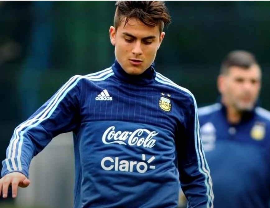 Paulo Dybala zagrijavanje