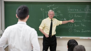 Professor Woody Studenmund of Occidental College